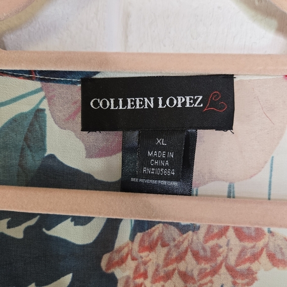 Colleen Lopez Floral Blouse Coverup - Picture 3 of 6